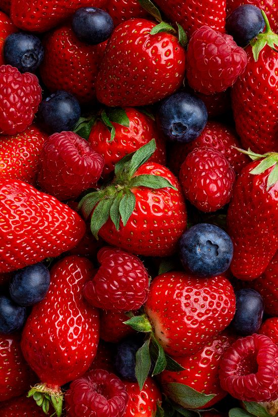 CERISE, FRAISE & FRAMBOISE